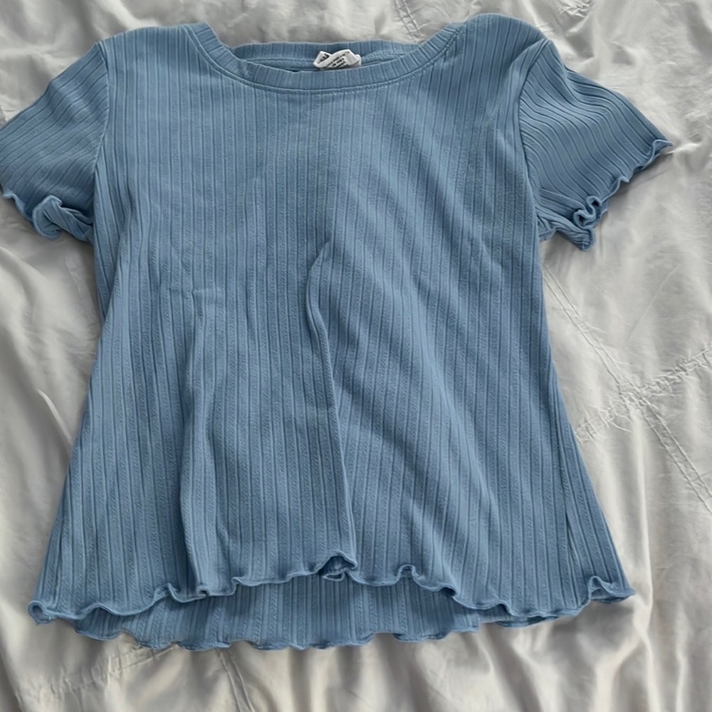 blue short sleeve shirt S girl